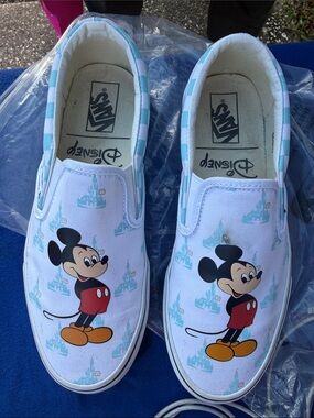 Vans Disney Mickey Mouse Kids Slip-On Shoes - White/Light Blue